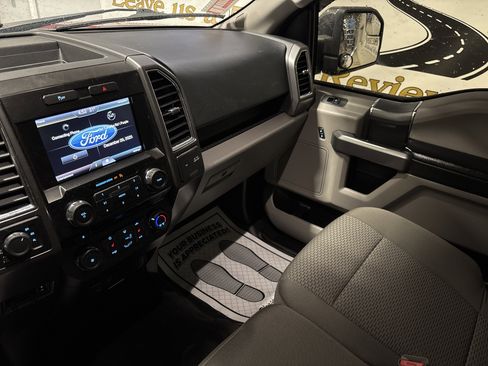 Used 2015 Ford F150 XLT w/ Equipment Group 302A Luxury image 23