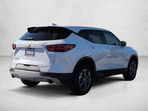 Used 2025 Chevrolet Blazer LT AWD/4WD image 5