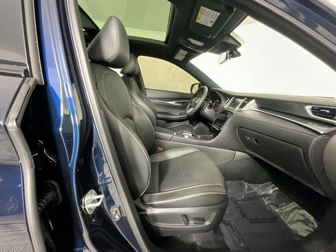 Used 2023 INFINITI QX50 Sport image 21