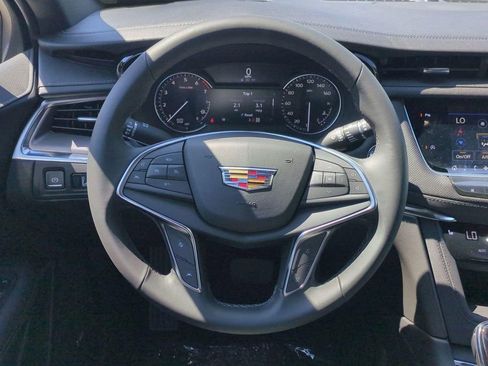 New 2026 Cadillac XT5 Luxury AWD/4WD image 18