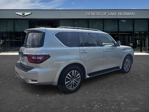 Used 2022 Nissan Armada SL AWD/4WD image 5