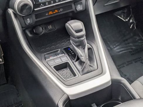 Used 2024 Toyota RAV4 LE image 12