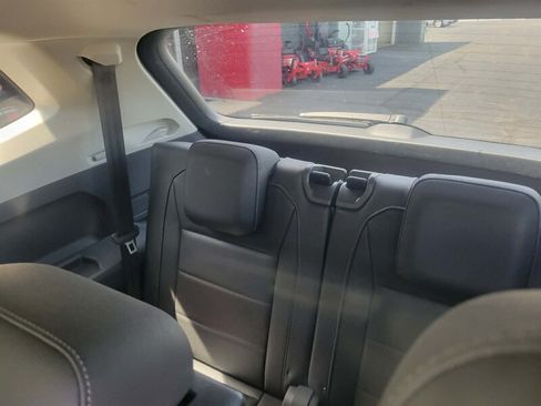 Used 2020 Volkswagen Tiguan S FWD image 17