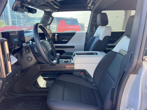 Used 2025 GMC Hummer EV 3X AWD/4WD image 7