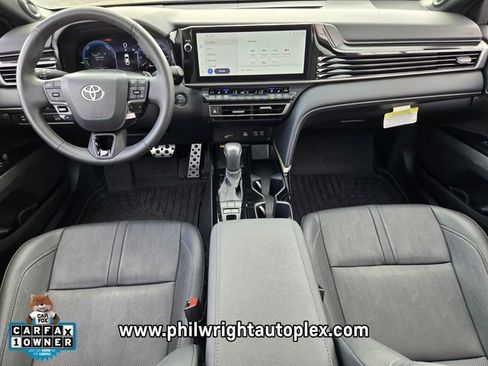 Used 2025 Toyota Camry XSE w/ Premium Package image 14