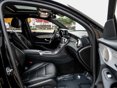 Used 2021 Mercedes-Benz GLC 300 4MATIC Coupe image 32