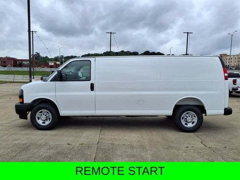 New 2026 Chevrolet Express 2500 Extended w/ Driver Convenience Package RWD image 4