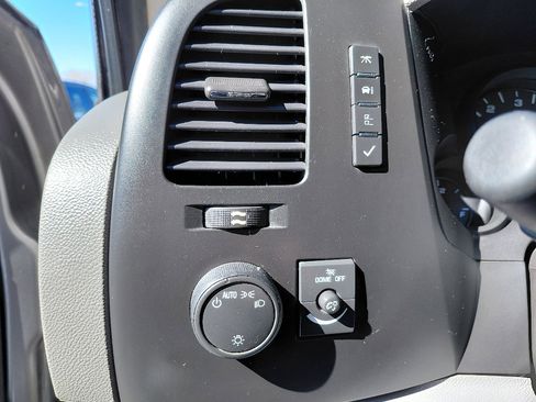 Used 2013 Chevrolet Silverado 1500 LS image 15