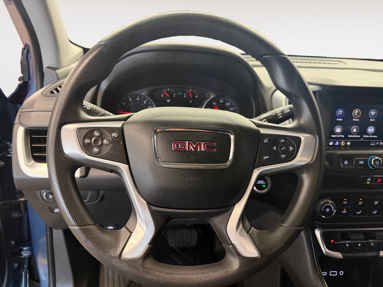 Used 2024 GMC Terrain SLE w/ Elevation Edition FWD image 14