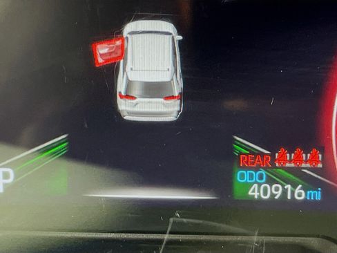 Used 2024 Toyota RAV4 LE image 19