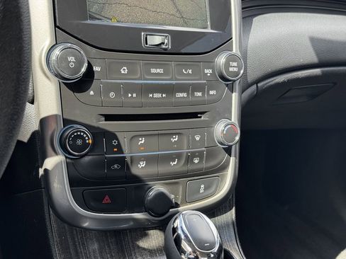 Used 2015 Chevrolet Malibu LT w/ Power Convenience Package FWD image 21