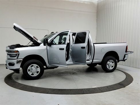 New 2026 RAM 2500 Tradesman w/ Chrome Appearance Group image 11