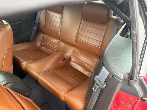 Used 2010 Ford Mustang Convertible RWD image 15