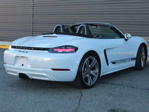Certified 2024 Porsche 718 Boxster image 7
