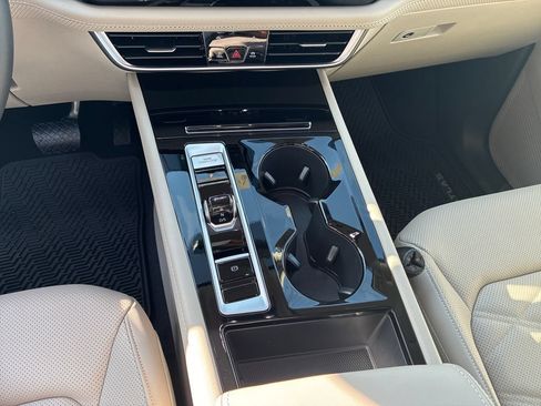 New 2026 Volkswagen Atlas SE AWD/4WD image 15