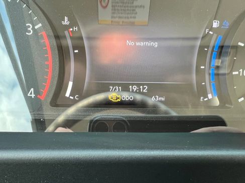 New 2025 Isuzu NPR HD image 19