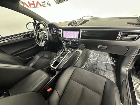 Used 2019 Porsche Macan AWD/4WD image 22
