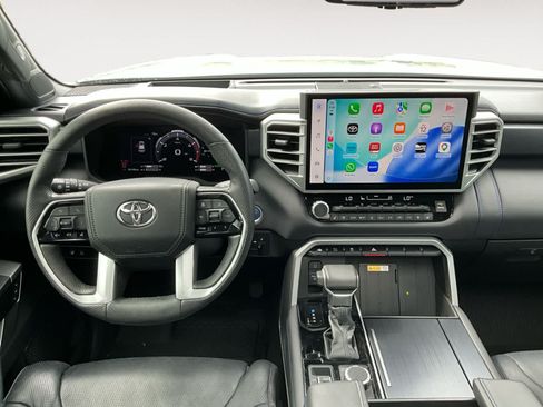 Used 2024 Toyota Sequoia Platinum AWD/4WD image 13
