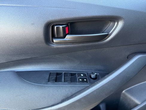 Used 2025 Toyota Corolla LE FWD image 10