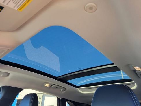 Used 2025 Ford Escape Base image 19