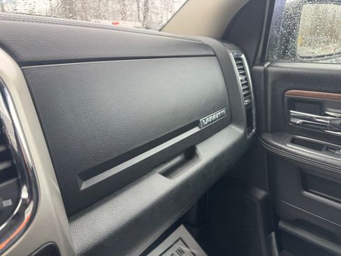 Used 2016 RAM 2500 Laramie w/ Convenience Group AWD/4WD image 44