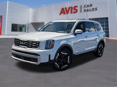 Used 2025 Kia Telluride S image 1