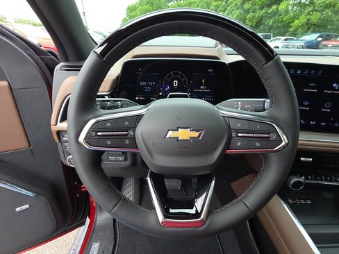 New 2026 Chevrolet Tahoe High Country AWD/4WD image 17