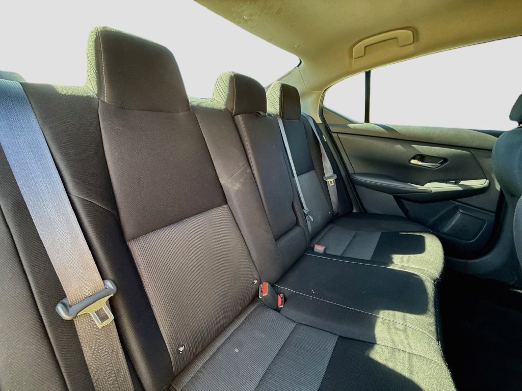 Used 2020 Nissan Sentra SV FWD image 35