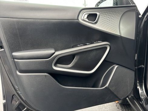 Used 2023 Kia Soul LX w/ Option Group 015 image 23