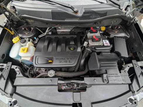 Used 2016 Jeep Compass Latitude AWD/4WD image 17
