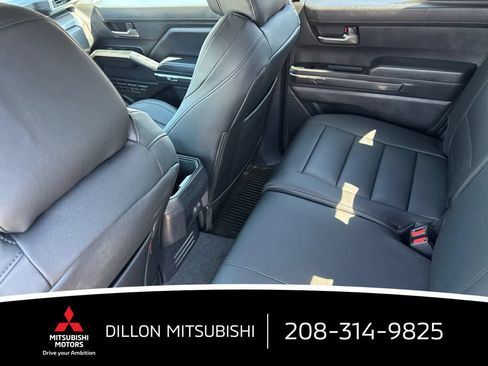Used 2025 Toyota Tacoma TRD Sport AWD/4WD image 12