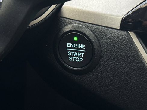 Certified 2022 Ford Escape SE w/ Convenience Package image 21