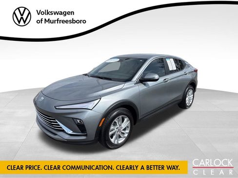 Used 2024 Buick Envista Preferred FWD image 1