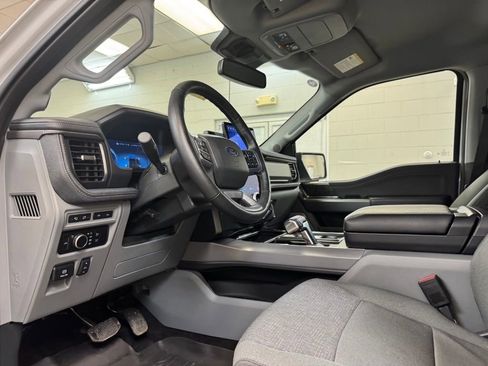 Used 2024 Ford F150 Lightning Flash image 11