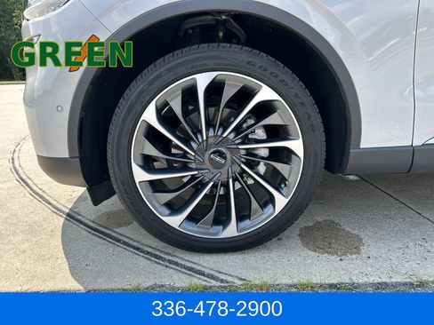 Certified 2023 Lincoln Aviator Reserve w/ Equipment Group 201A AWD/4WD image 18