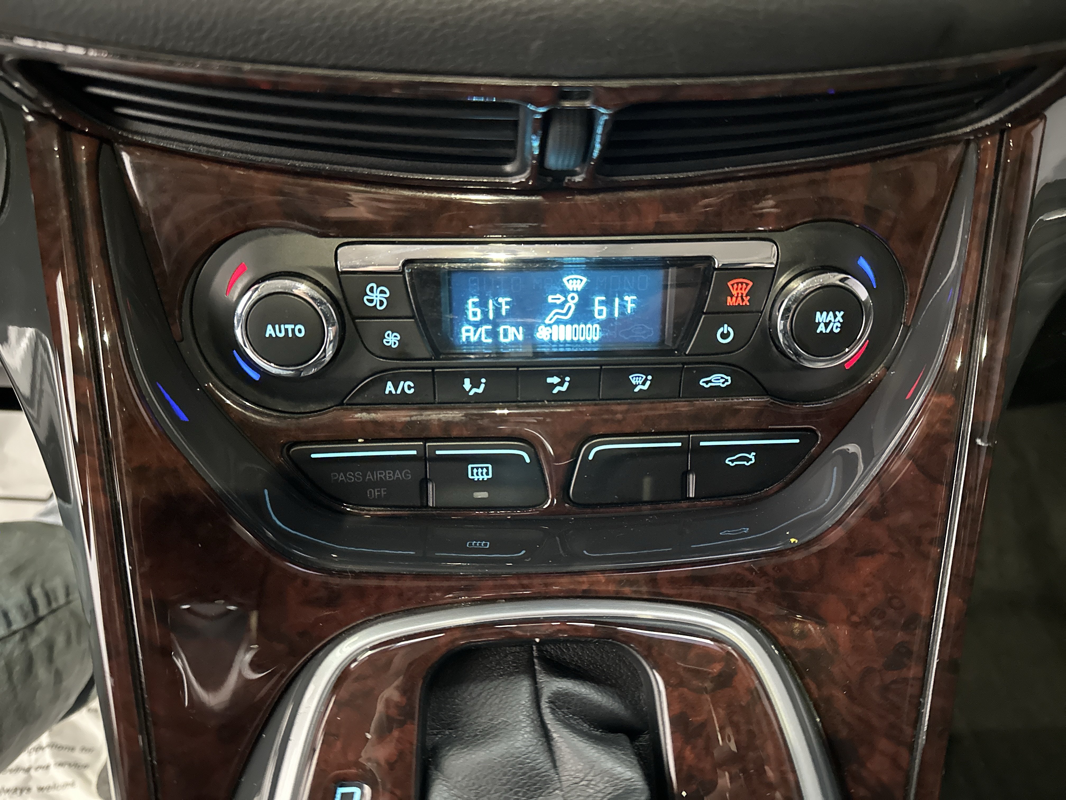 Used 2013 Ford Escape Titanium FWD image 33