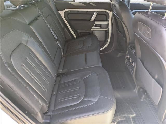Used 2022 Land Rover Defender 110 X-Dynamic SE AWD/4WD image 21