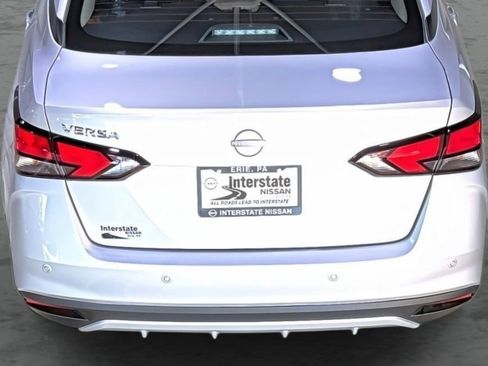 Used 2025 Nissan Versa SV w/ Trunk Package image 11