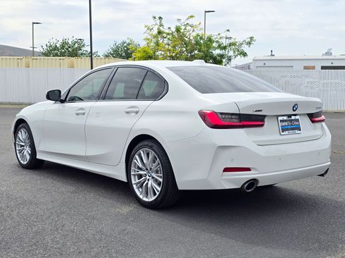 Certified 2023 BMW 330i xDrive Sedan w/ Driving Assistance Package AWD/4WD image 36