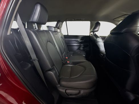 Used 2024 Toyota Grand Highlander FWD image 27