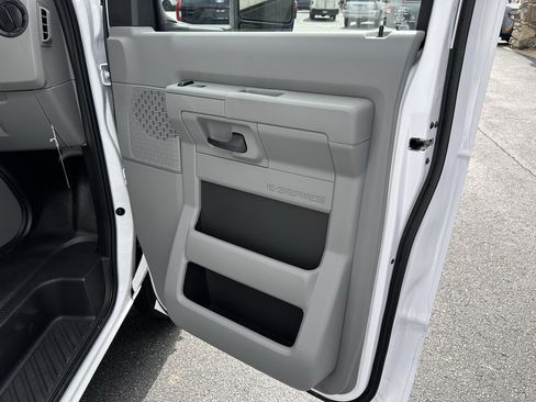 Certified 2026 Ford E-450 and Econoline 450 Super Duty w/ Power Equipment Group RWD image 11