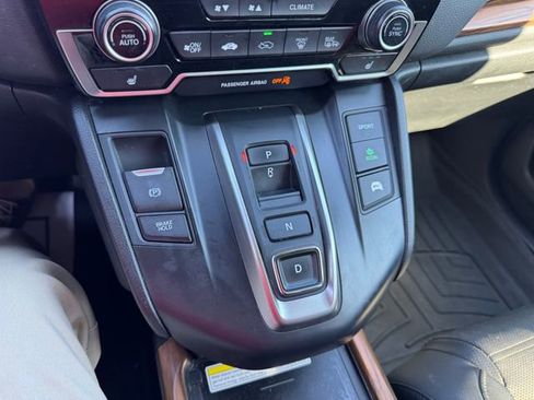 Used 2020 Honda CR-V Touring image 10