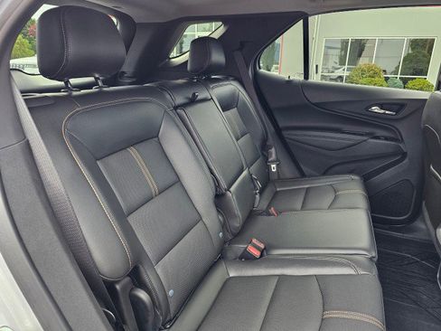 Used 2022 Chevrolet Equinox Premier image 14