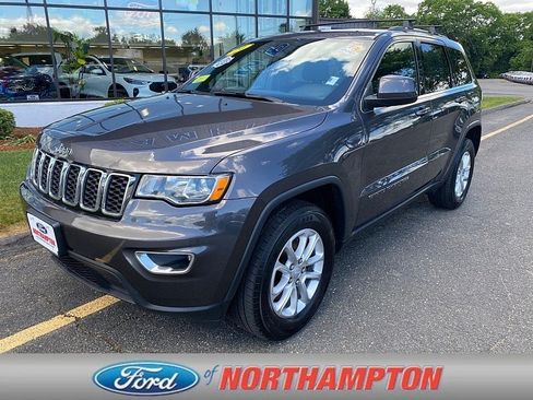 Used 2021 Jeep Grand Cherokee Laredo AWD/4WD image 1
