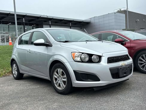 Used 2013 Chevrolet Sonic LT FWD image 3