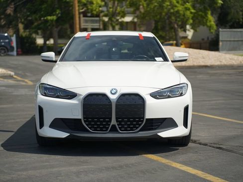 Used 2024 BMW i4 eDrive35 w/ Convenience Package RWD image 8