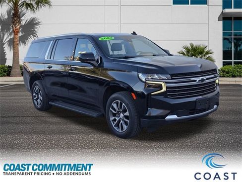 Used 2020 Chevrolet Suburban Premier image 3