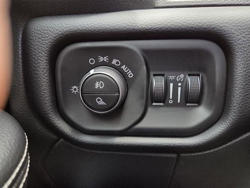 New 2026 RAM 2500 Laramie w/ Night Edition AWD/4WD image 21