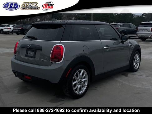 Used 2020 MINI Cooper 2-Door Hardtop image 5