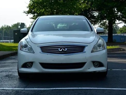 Used 2015 INFINITI Q40 w/ Moonroof Package image 3